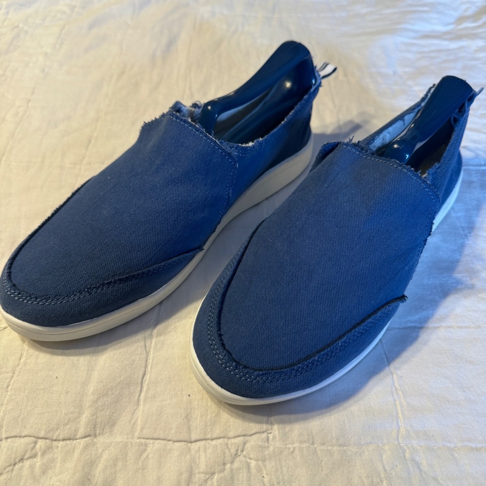 Vionic Beach Malibu Navy Blue Canvas Slip On Sneakers Womens 7 Frayed Edge Flat